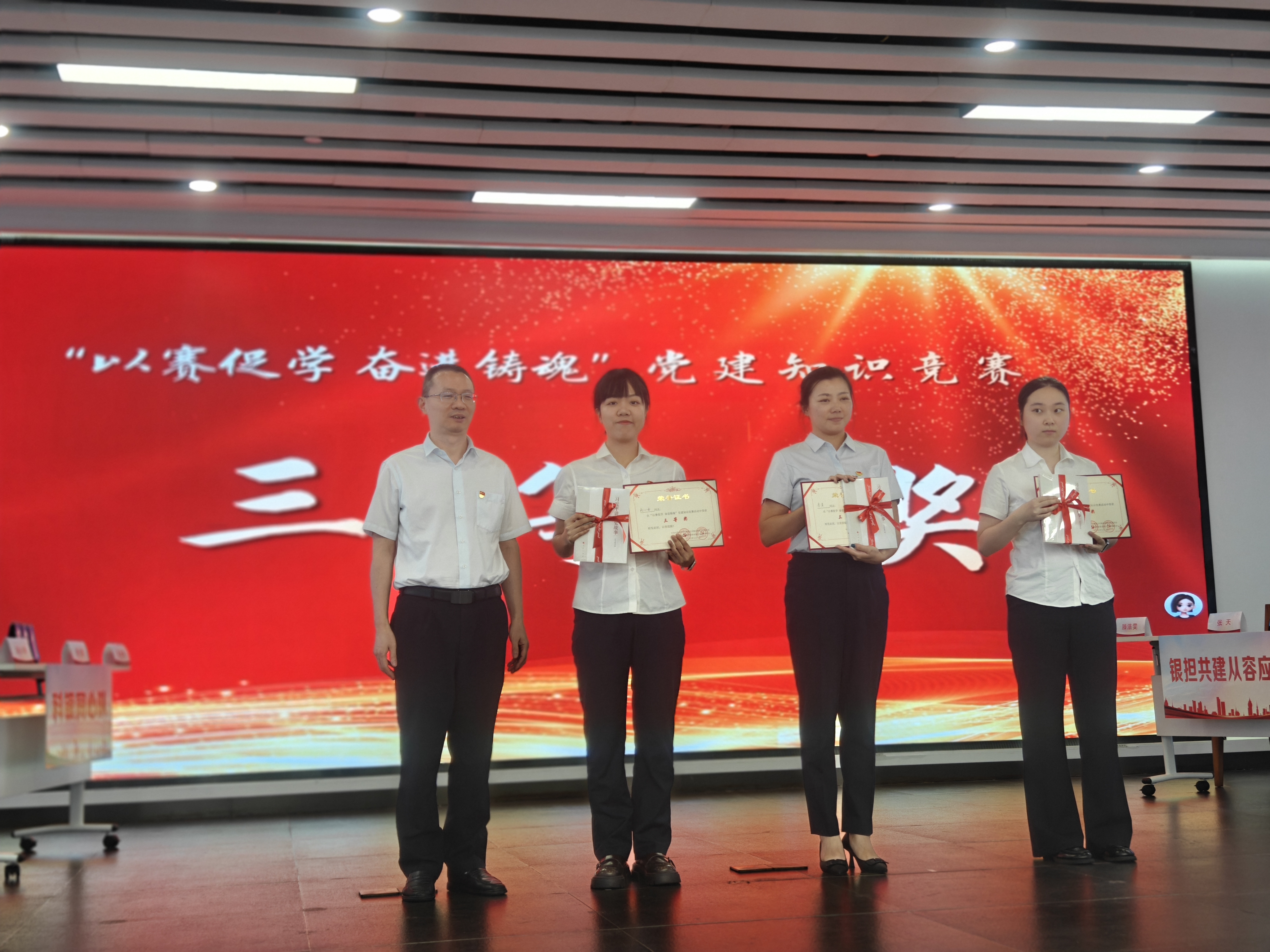 58800103.jpg 图四拼图3 (2).jpg